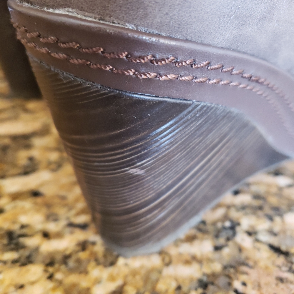 Booties - Picture 6 of 8
